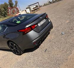 نيسان ألتيما